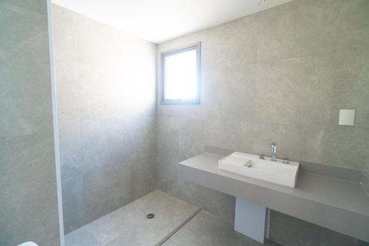 Banheiro da Suíte 1 de apartamento à venda com 3 quartos, 141m² em Vila Mariana, São Paulo