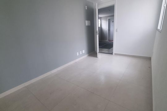 Sala de apartamento à venda com 2 quartos, 45m² em Campo Grande, Rio de Janeiro