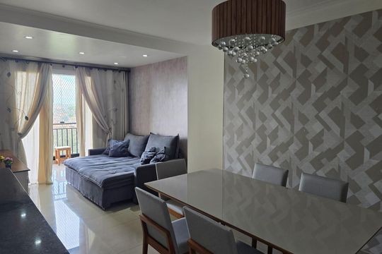 Sala de apartamento à venda com 3 quartos, 79m² em Chácara Agrindus, Taboão da Serra