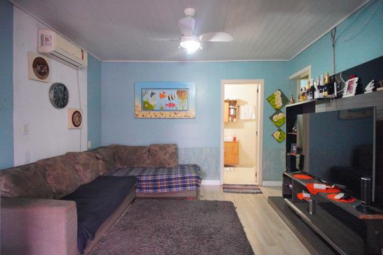 Sala de casa à venda com 3 quartos, 200m² em Vicentina, São Leopoldo