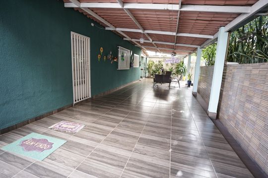 Casa à venda com 3 quartos, 150m² em Setor Perim, Goiânia