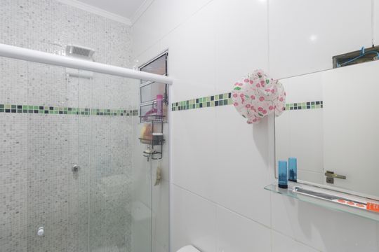 Banheiro de casa à venda com 2 quartos, 140m² em Vila Maria Alta, São Paulo
