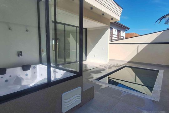 Área externa - Jacuzzi de casa de condomínio à venda com 3 quartos, 420m² em Morada dos Pássaros, Barueri