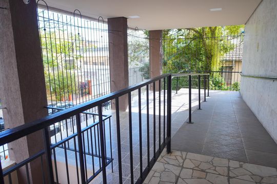 Acessibilidade de apartamento à venda com 2 quartos, 70m² em Floresta, Porto Alegre