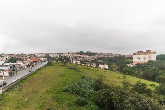 Vista do Quarto 2 de apartamento para alugar com 2 quartos, 55m² em Jardim Debora, Poá