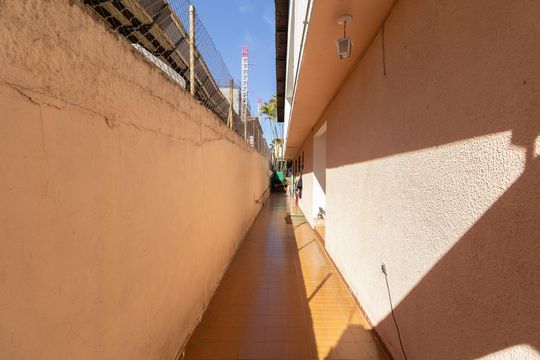Corredor de casa para alugar com 4 quartos, 250m² em Itaquera, São Paulo