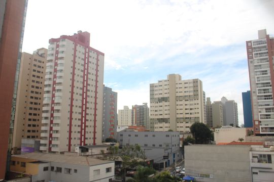 Vista de apartamento à venda com 3 quartos, 74m² em Osvaldo Cruz, São Caetano do Sul
