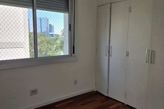 Apartamento para alugar com 3 quartos, 130m² em Jardim Europa, São Paulo
