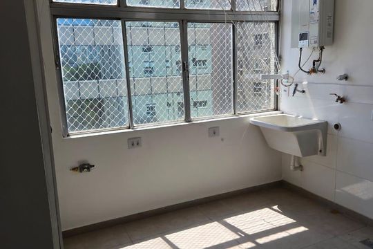Apartamento para alugar com 3 quartos, 130m² em Jardim Europa, São Paulo