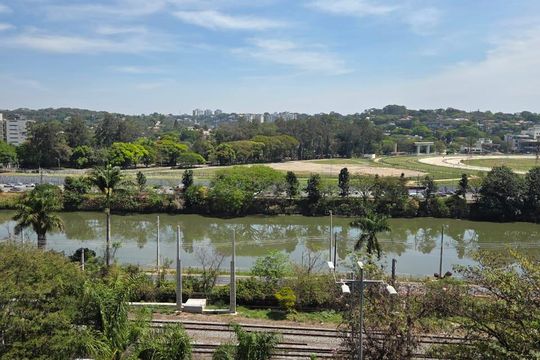 Apartamento para alugar com 3 quartos, 130m² em Jardim Europa, São Paulo