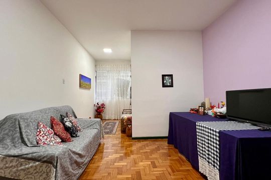 Apartamento à venda com 4 quartos, 110m² em Centro, Belo Horizonte