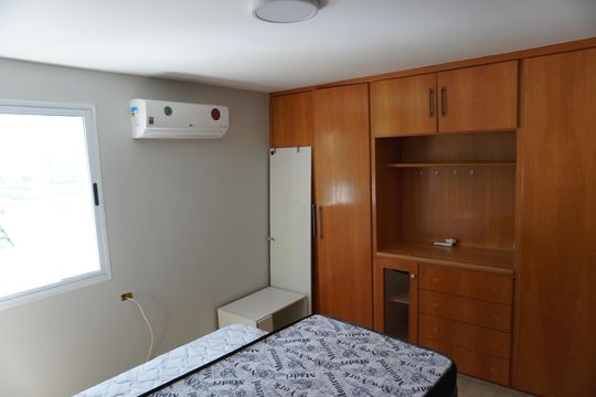 Quarto 2 de casa de condomínio para alugar com 3 quartos, 246m² em Alphaville, Santana de Parnaíba