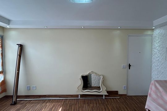 Sala de apartamento para alugar com 2 quartos, 50m² em Cidade Ademar, São Paulo