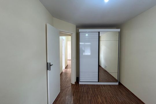 Quarto 1 de apartamento para alugar com 2 quartos, 50m² em Cidade Ademar, São Paulo