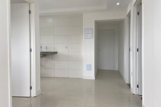 Sala - Cozinha de apartamento para alugar com 2 quartos, 42m² em I.a.p.i., Osasco