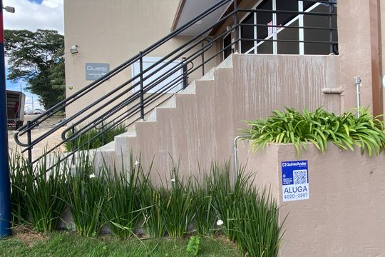 Fachada de apartamento para alugar com 2 quartos, 42m² em I.a.p.i., Osasco