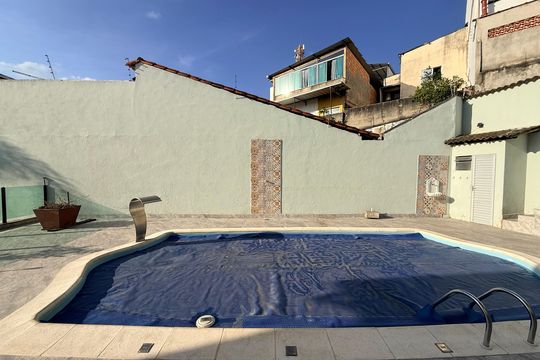 Área externa de casa à venda com 5 quartos, 639m² em Alto Caiçaras, Belo Horizonte