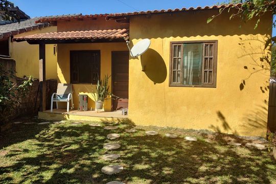 Área externa de casa à venda com 2 quartos, 180m² em várzea das mocas, Niterói