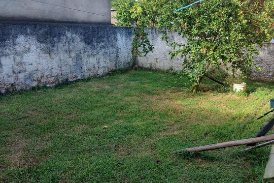 Área externa de casa à venda com 2 quartos, 180m² em várzea das mocas, Niterói