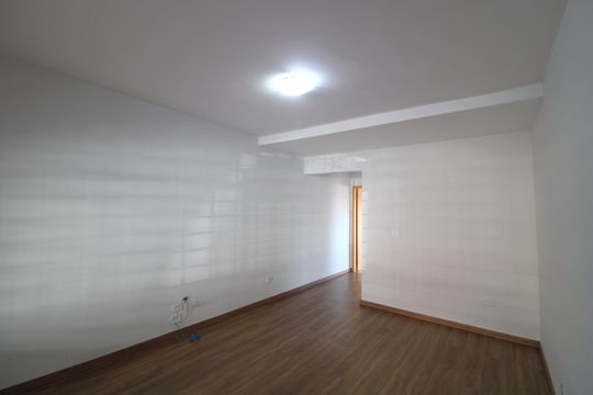 Sala de casa para alugar com 3 quartos, 140m² em Interlagos, São Paulo