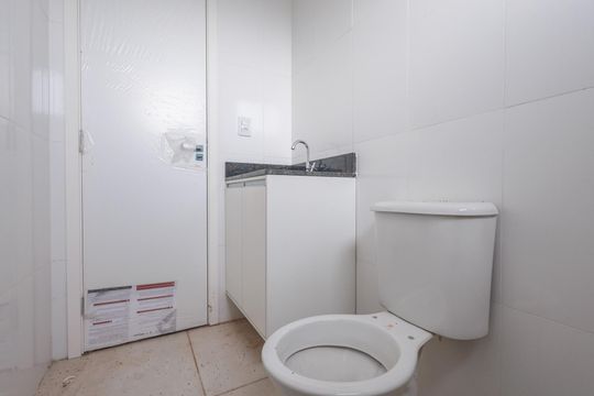 Banheiro da Suíte 1 de apartamento para alugar com 2 quartos, 69m² em Residencial Santa Izabel, Taubaté