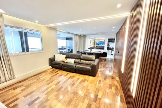 Apartamento para alugar com 3 quartos, 189m² em Santana, São Paulo