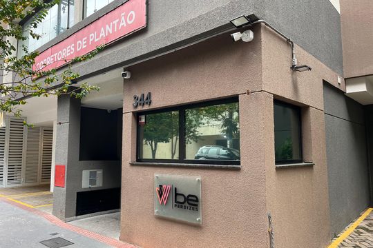 Fachada do Prédio de kitnet/studio para alugar com 1 quarto, 25m² em Perdizes, São Paulo