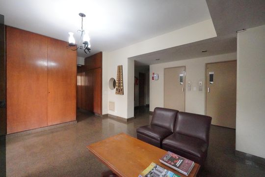 Hall de entrada de apartamento para alugar com 1 quarto, 42m² em Paraíso, São Paulo