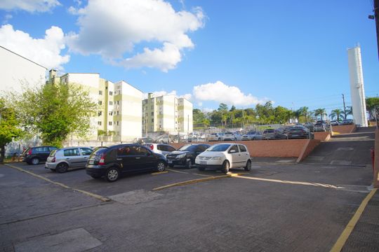 Garagem de apartamento à venda com 2 quartos, 47m² em São José, São Leopoldo
