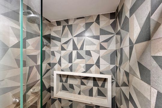 Banheiro Social de apartamento para alugar com 4 quartos, 172m² em Barra da Tijuca, Rio de Janeiro