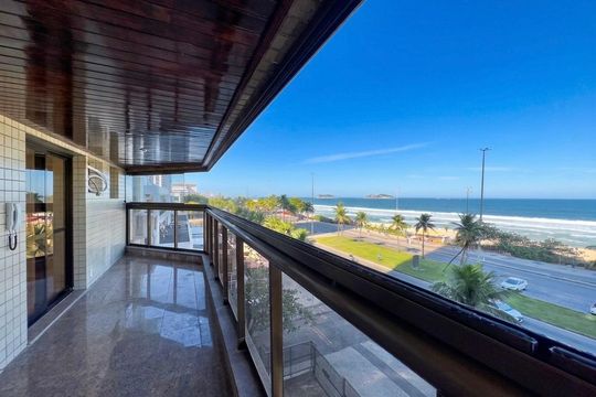Varanda de apartamento para alugar com 4 quartos, 172m² em Barra da Tijuca, Rio de Janeiro