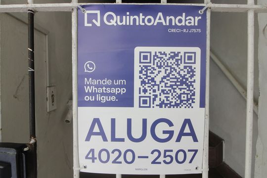 Placa de apartamento para alugar com 3 quartos, 85m² em Gamboa, Cabo Frio