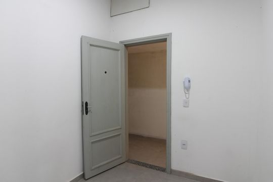 Sala de apartamento para alugar com 3 quartos, 85m² em Gamboa, Cabo Frio