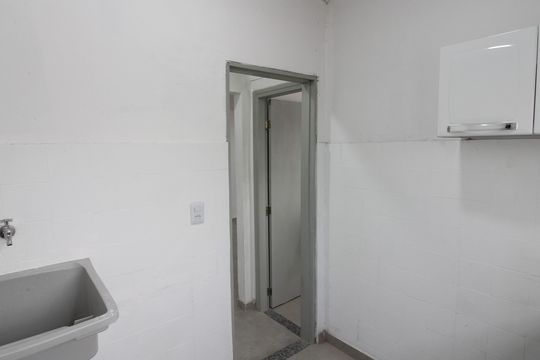 Cozinha de apartamento para alugar com 3 quartos, 85m² em Gamboa, Cabo Frio