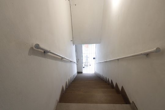Escadas de apartamento para alugar com 3 quartos, 85m² em Gamboa, Cabo Frio