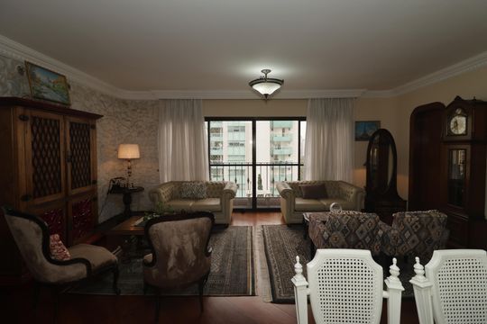 Sala de apartamento à venda com 4 quartos, 156m² em Aclimação, São Paulo