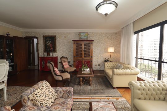 Apartamento à venda com 4 quartos, 156m² em Aclimação, São Paulo