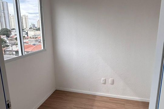 Quarto de apartamento à venda com 2 quartos, 35m² em Quinta da Paineira, São Paulo
