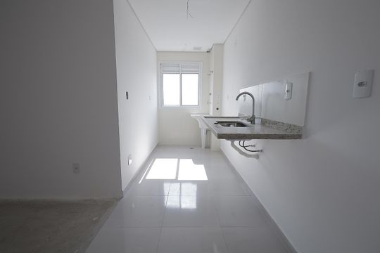 Cozinha de apartamento à venda com 2 quartos, 54m² em Vila Pires, Santo André