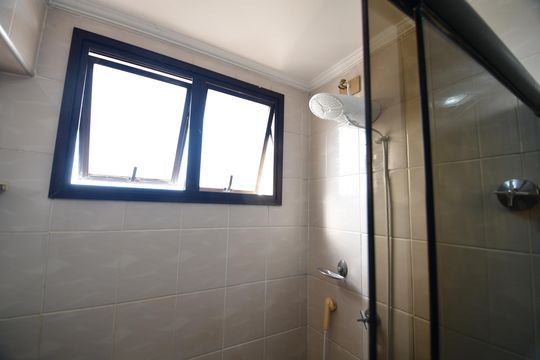 Banheiro Social de apartamento para alugar com 2 quartos, 87m² em Vila Rossi Borghi E Siqueira, Campinas
