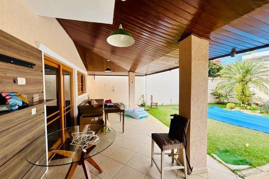 Casa de Condomínio para alugar com 4 quartos, 280m² em Urbanova, São José dos Campos