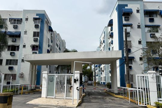 Fachada de apartamento para alugar com 2 quartos, 60m² em Jacarepaguá, Rio de Janeiro