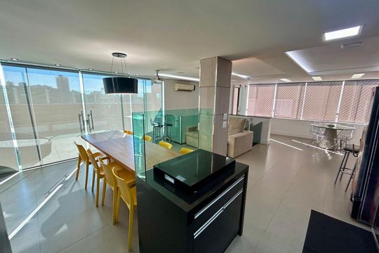Apartamento para alugar com 3 quartos, 220m² em Buritis, Belo Horizonte
