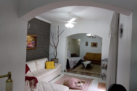 Casa para alugar com 3 quartos, 556m² em Santa Maria, Osasco