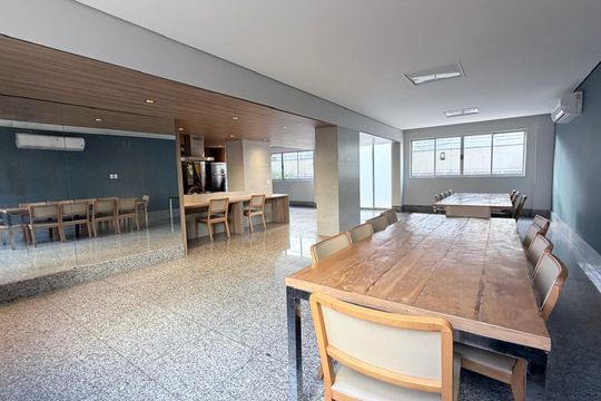 Apartamento à venda com 4 quartos, 140m² em Centro, Belo Horizonte