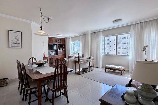 Apartamento à venda com 4 quartos, 140m² em Centro, Belo Horizonte