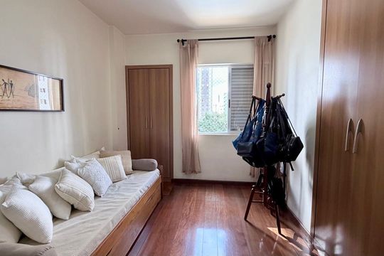 Apartamento à venda com 4 quartos, 140m² em Centro, Belo Horizonte