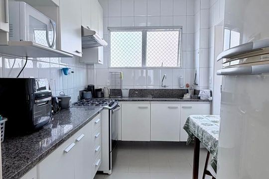 Apartamento à venda com 4 quartos, 140m² em Centro, Belo Horizonte