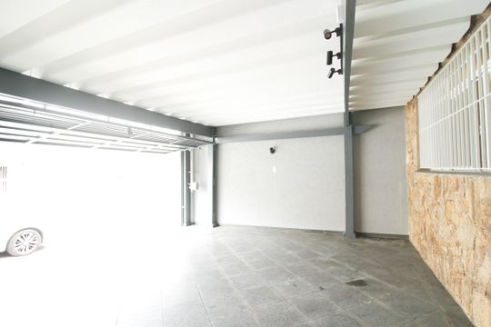 Garagem de casa à venda com 2 quartos, 163m² em Jardim Vista Linda, São Paulo