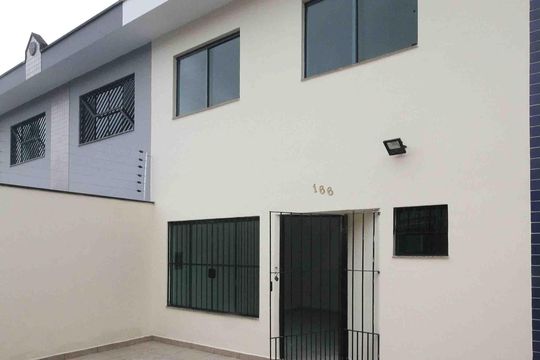 Garagem de casa para alugar com 2 quartos, 70m² em Vila Ema, São Paulo